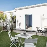 M City Apartments, Garden 2